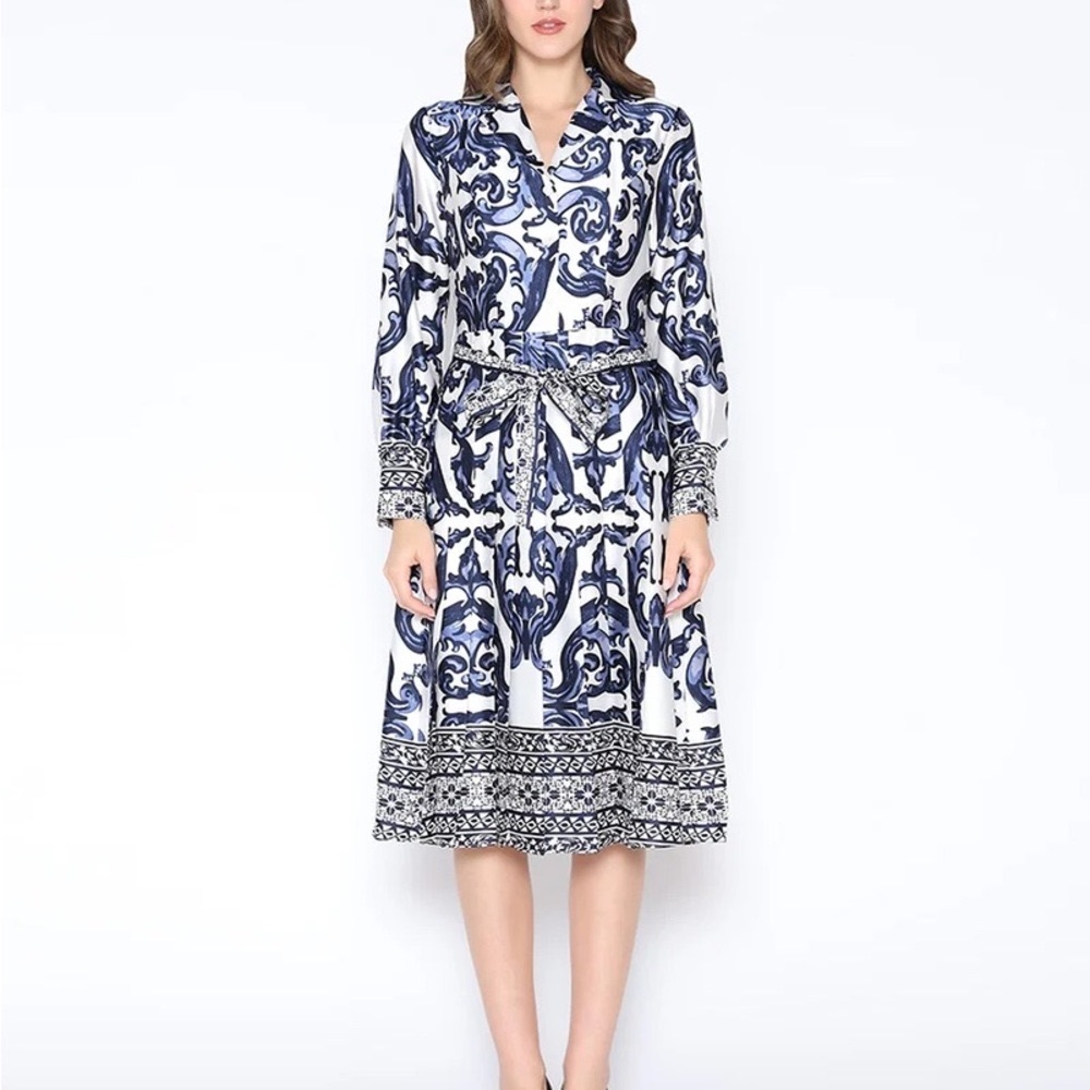 Gracia Navy and White Elegant Dress